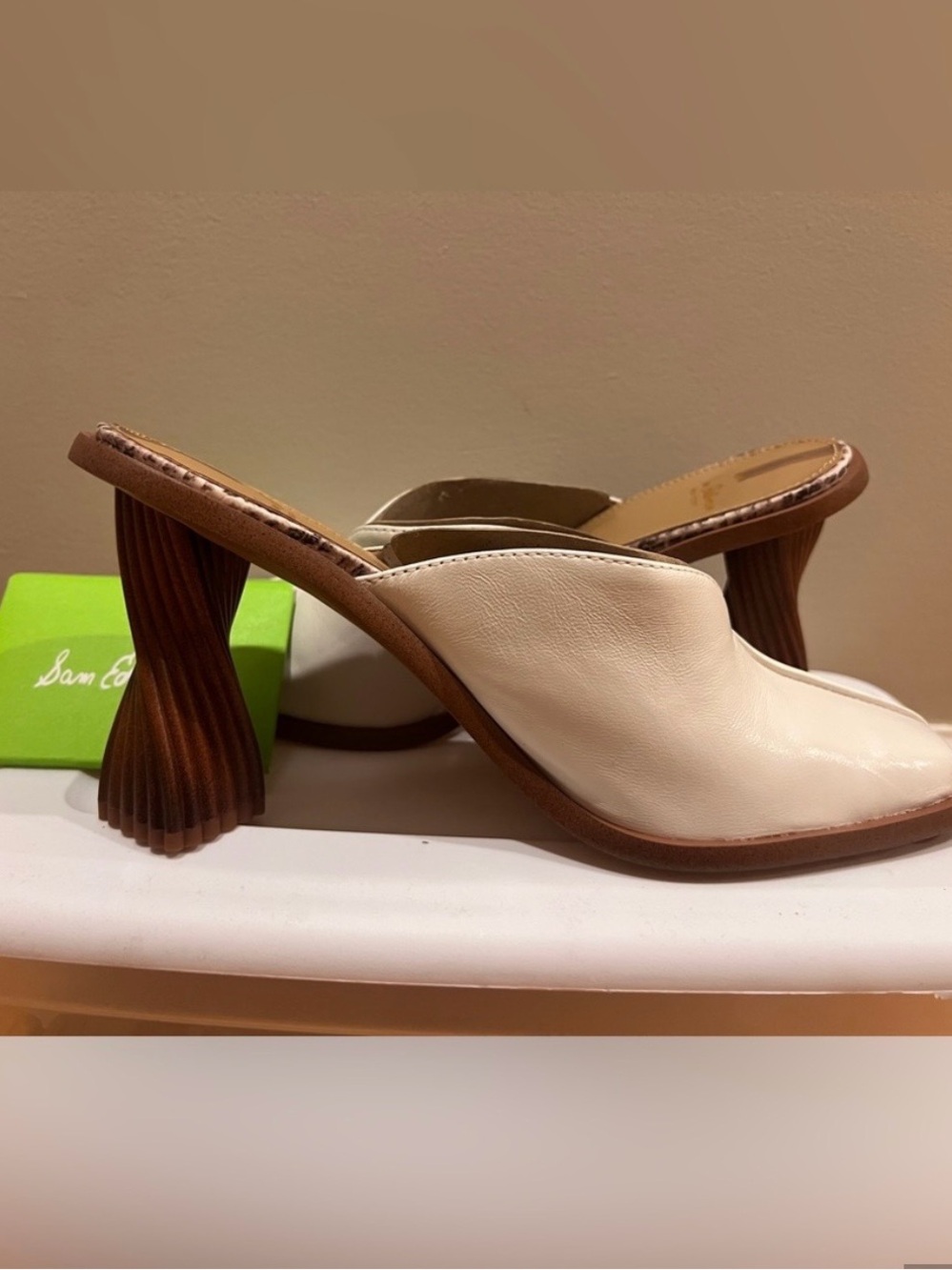 Sam Edelman Cream Leather Sculptural-Block Heel Mules NWOT 9